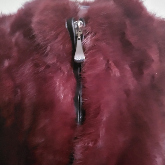 Genuine Merlot Rabbit Fur Vest By Belle Fare - Picture 8 of 12
